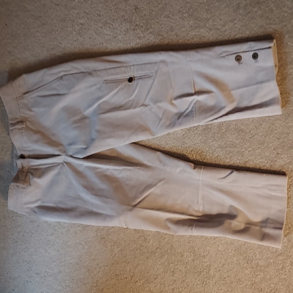 GUNEX cream-colored corduroy cropped pants size 8